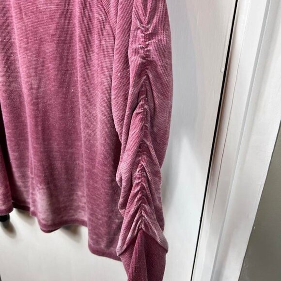 Jane and Delaney Rose Pink Ruched Sleeve Thermal Ombré Tie Dye Top Medium - Picture 8 of 10